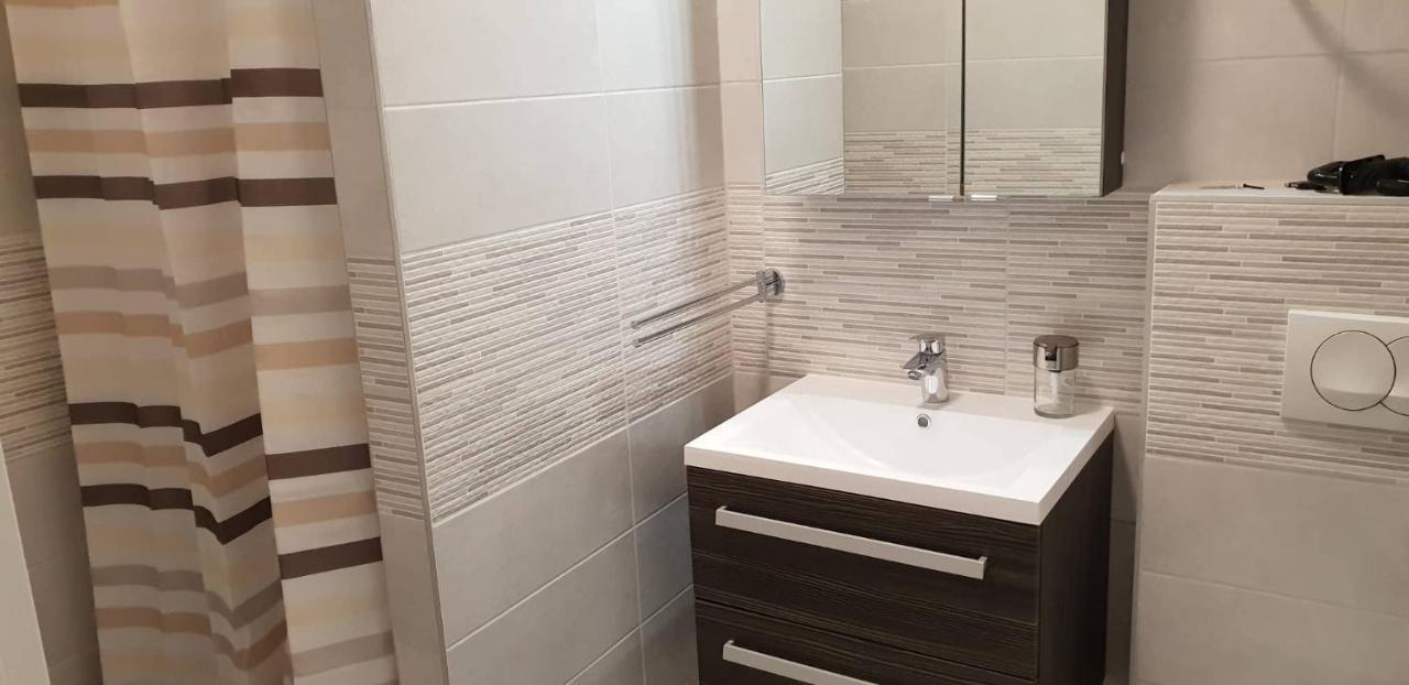 Tatabánya Sport Hotel מראה חיצוני תמונה