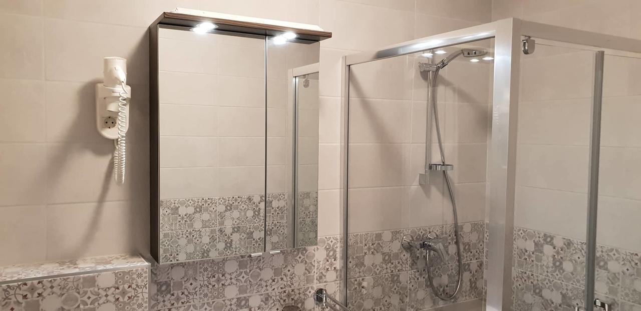 Tatabánya Sport Hotel מראה חיצוני תמונה